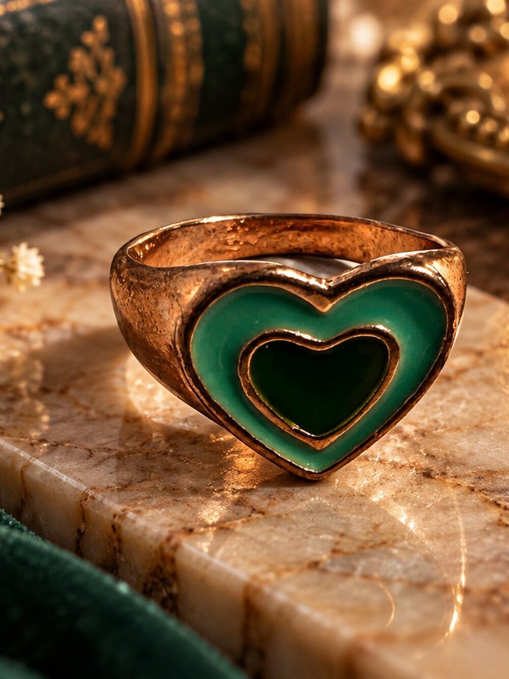 Vintage Gold Tone Green Enamel Heart Signet Statement Ring Size 6.75